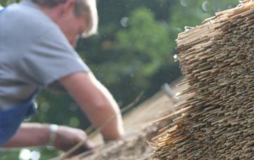 professional Wades Green thatchers